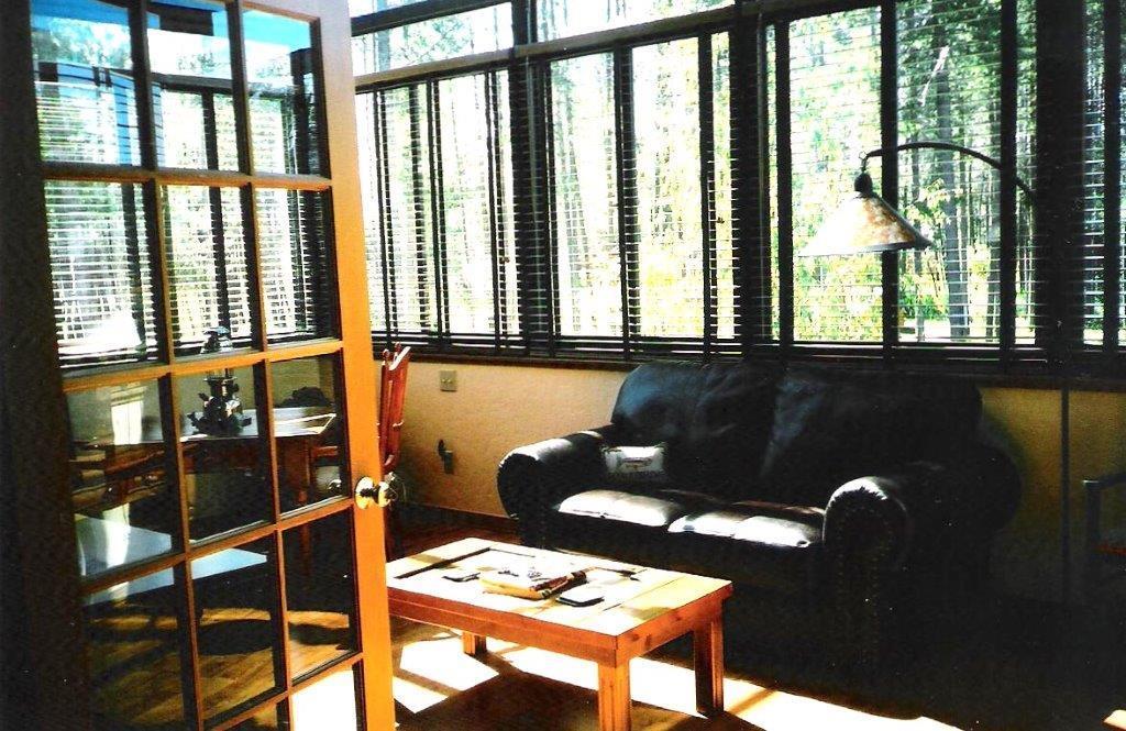 Silverwolf Log Chalets Coram المظهر الخارجي الصورة